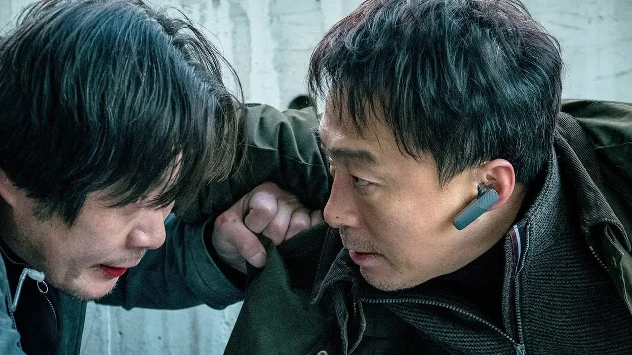 韩国最新犯罪电影，警界双雄为争权上位，不惜手足相残！
