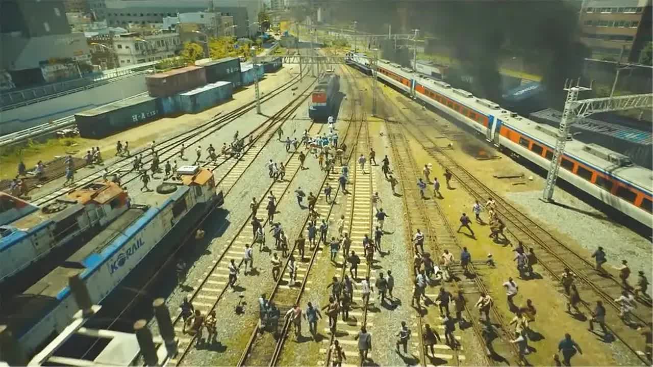 韩国爆发大规模丧尸，军队也被感染，幸存者本想坐火车逃命，没想到火车站早已沦陷！
