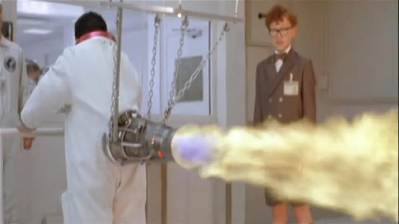 9岁男孩天生爱放屁，威力巨大无比，最后被宇航局看中，用屁为火箭点火！