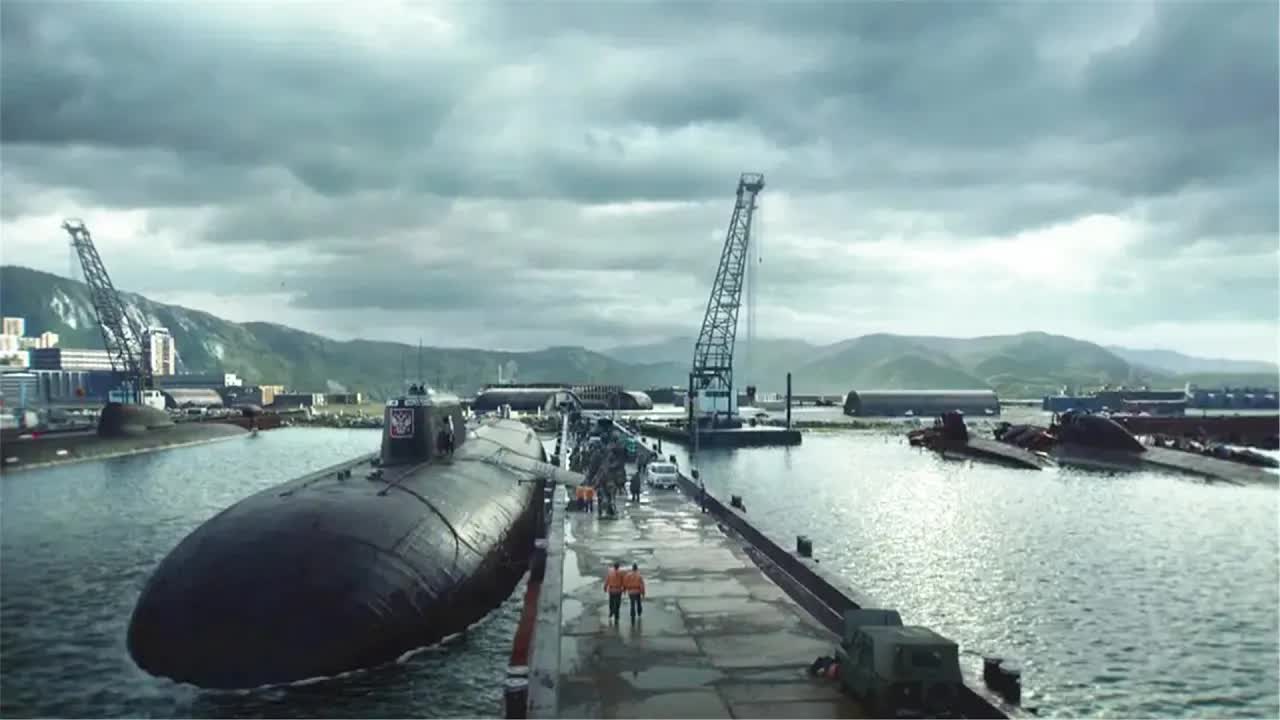 真实事件改编：被誉为“航母终结者”的大型核潜艇发生严重事故，鱼雷殉爆威力爆表，118人丧生！