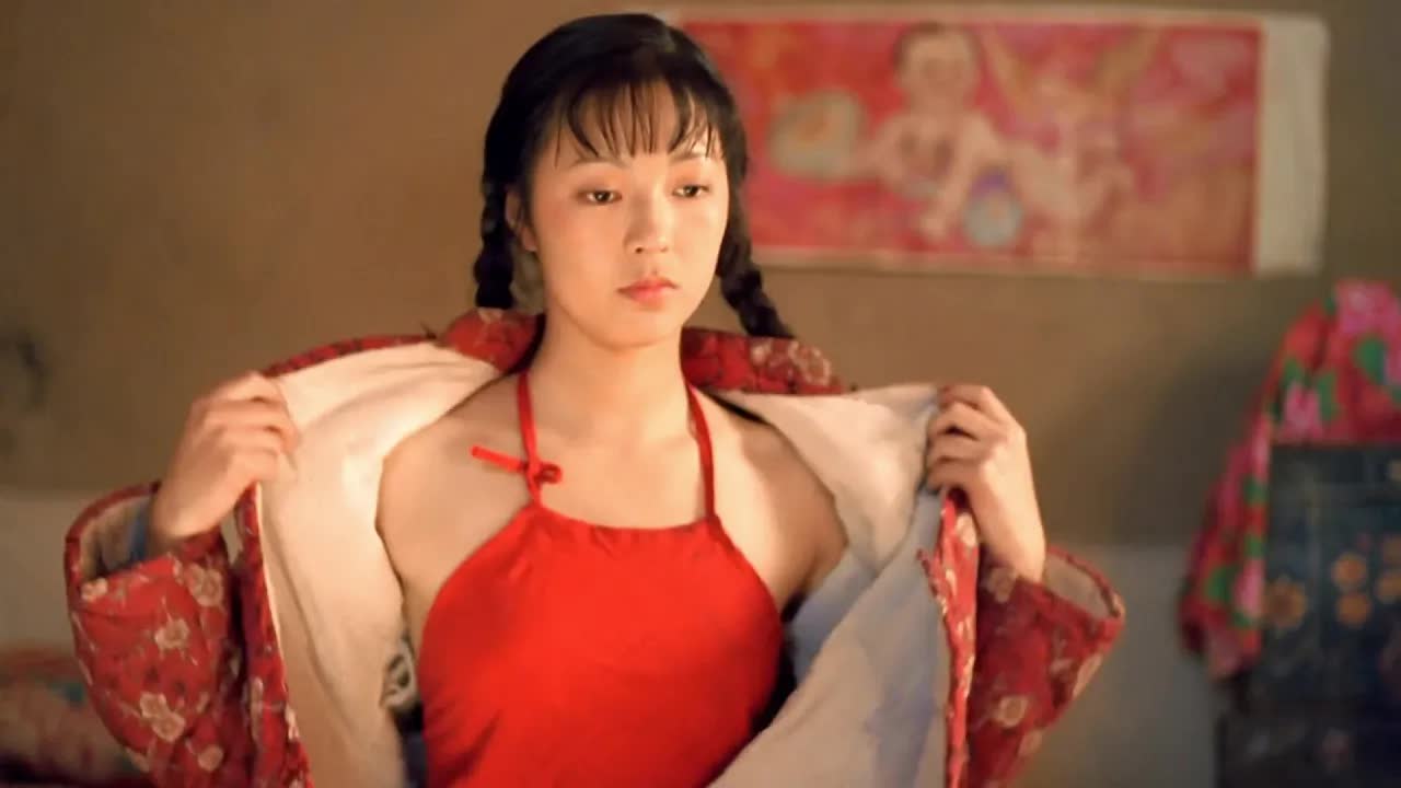 【越哥】一直在脱衣服的国产电影，满屏裸体，说透了中国人的人情冷暖