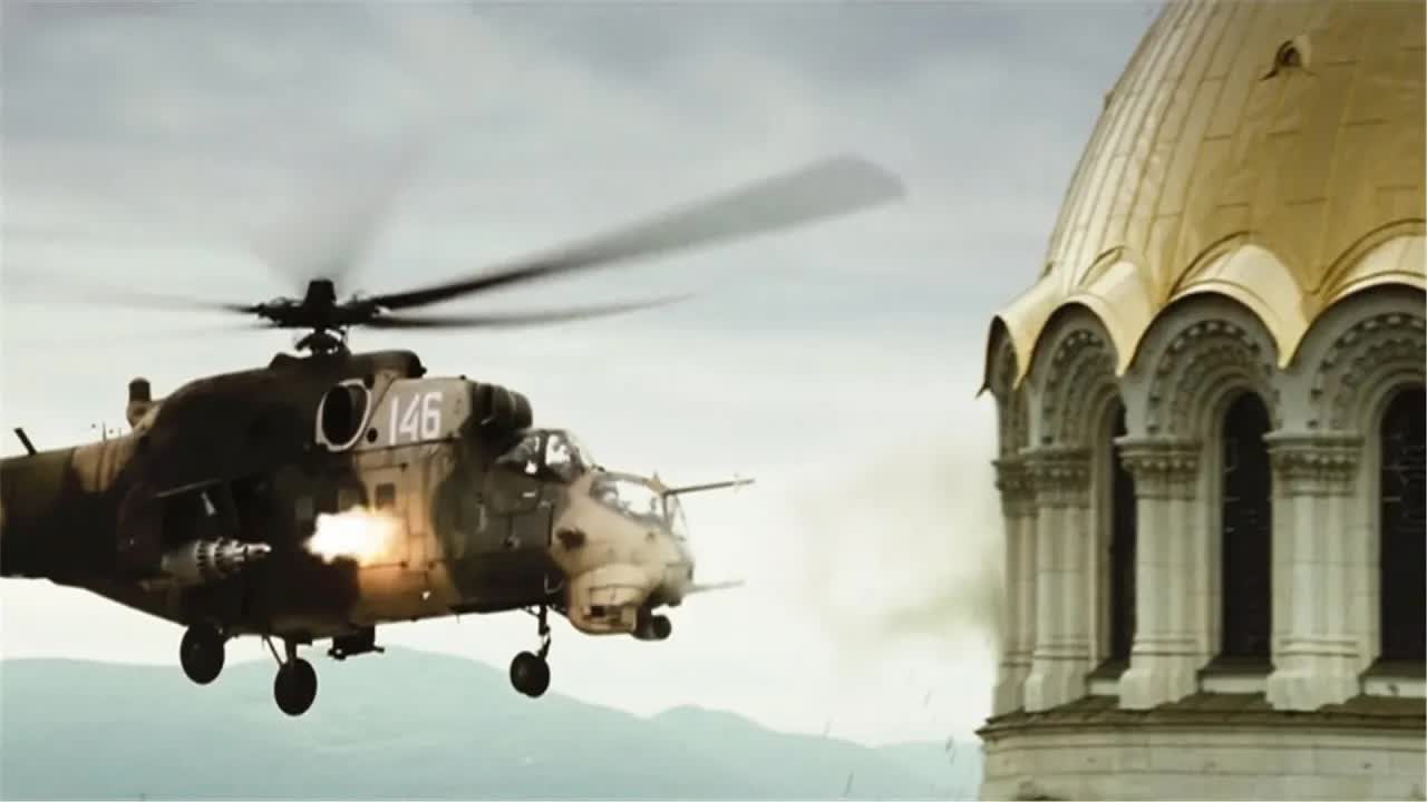 俄罗斯总统被绑架，军方恼羞成怒，直接派武装直升机对着总统办公室突突突！