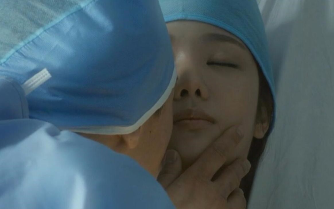 【扁豆】医生对昏迷女病人下手，结果遭遇疯狂复仇，香艳韩国电影《屠夫小姐》